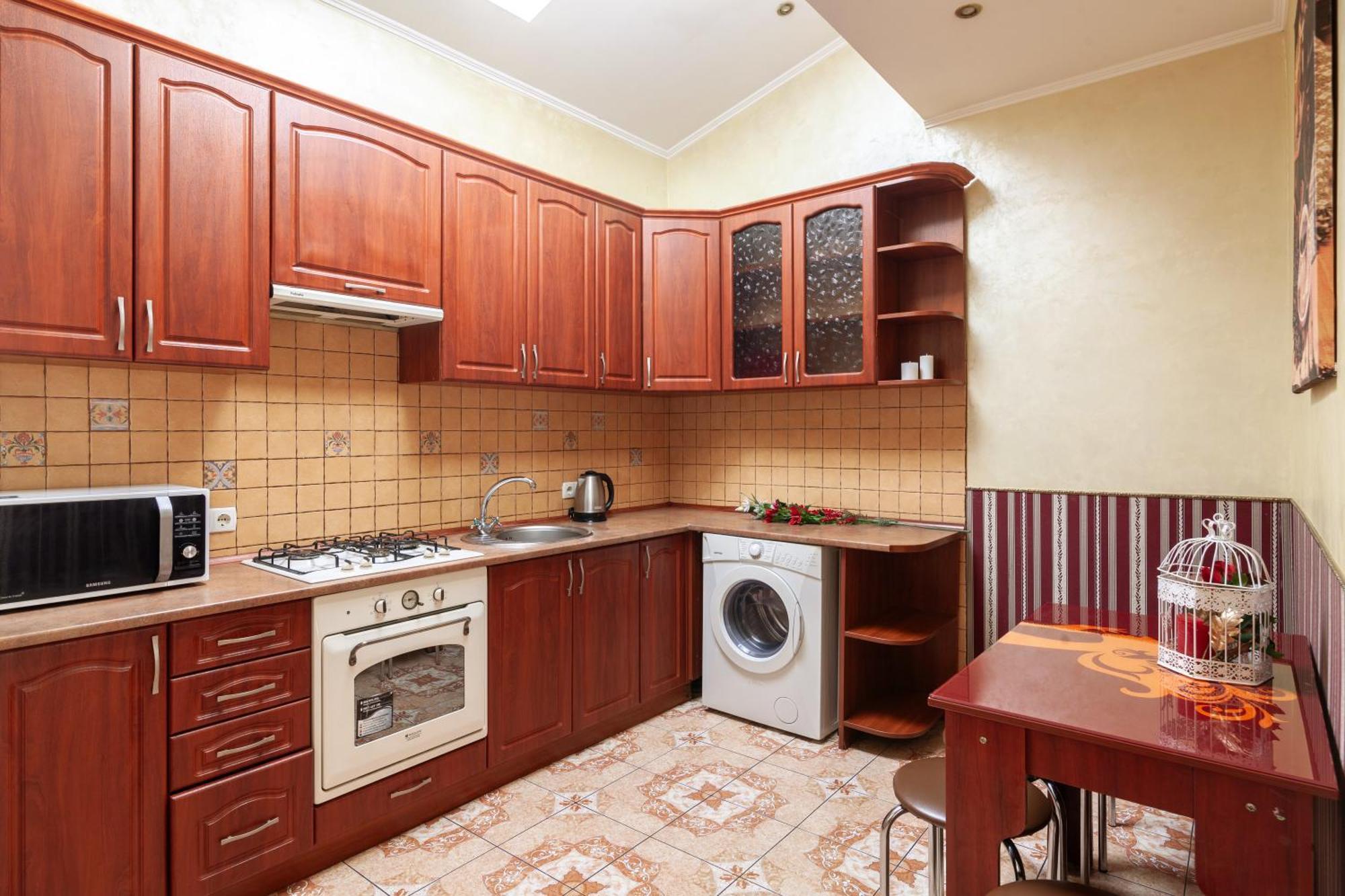 Alfa Apartments Ohiienka 17 2 Lviv Buitenkant foto