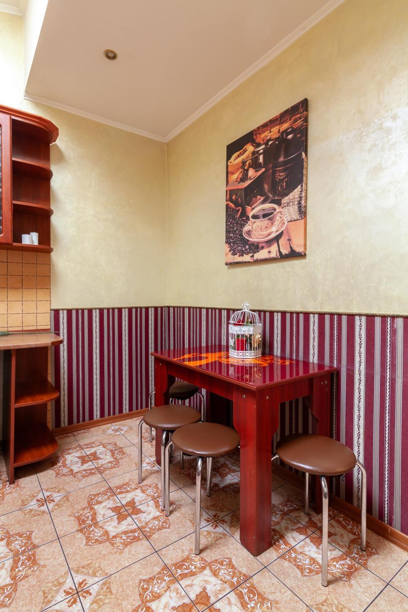 Alfa Apartments Ohiienka 17 2 Lviv Buitenkant foto